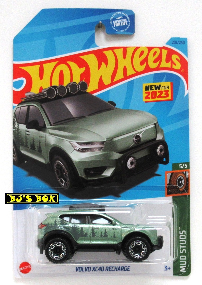 2023 Hot Wheels VOLVO XC40 RECHARGE Green Electric SUV #201/250 Mud Studs 5/5 New