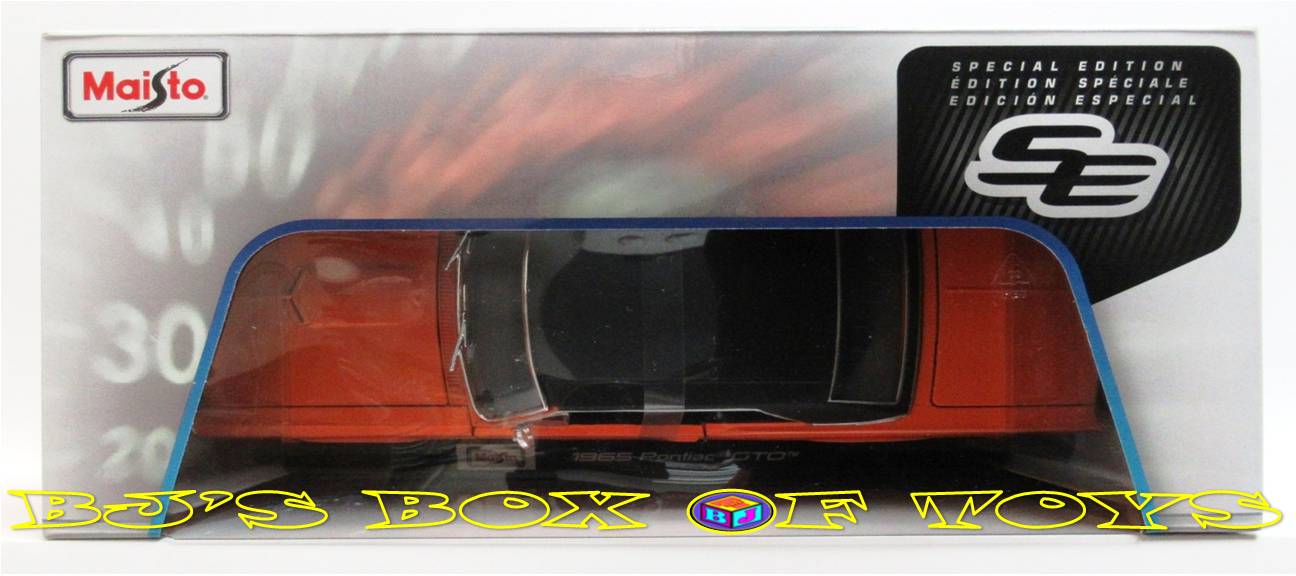 1965 PONTIAC GTO Orange Black 1:18 Maisto New - Image 3