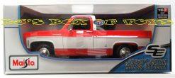 1974 CHEVROLET C10 CHEYENNE SUPER Red White 1:18 Scale Maisto Special Edition Classic Pickup Truck New
